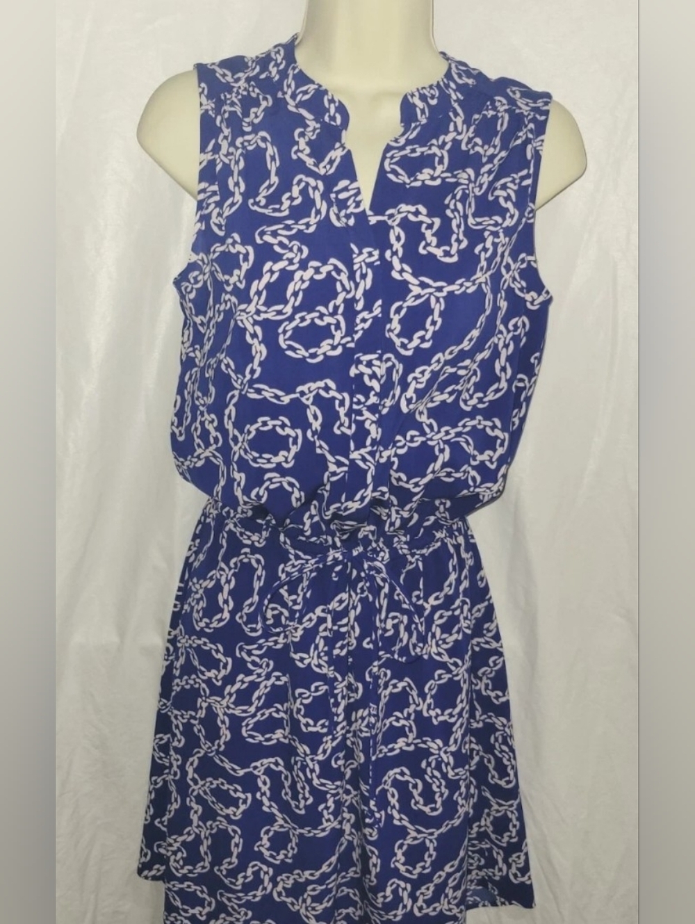 Liz Claiborne, Blue/White Chain-Link Print Dress!!Stretch Waist--Size 6. EUC!